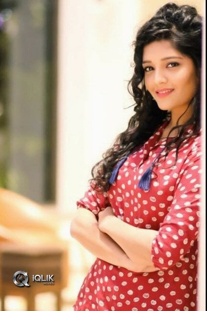 Ritika-Singh